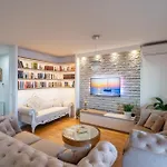 Penthouse Nikola